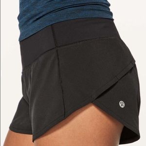 Lululemon Speed Up Short *2.5" Size 10